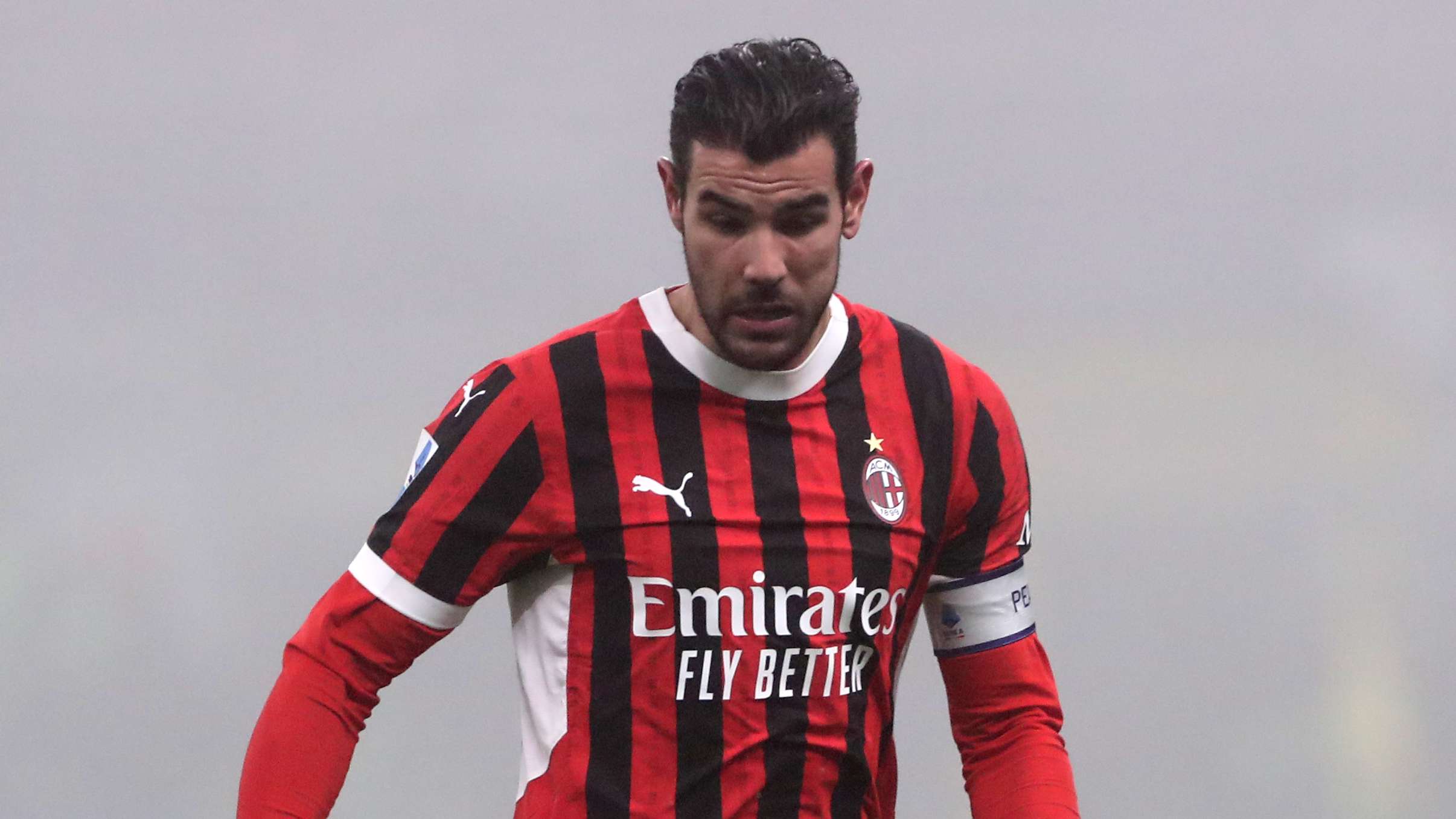 足协杯的悬 足协杯的悬